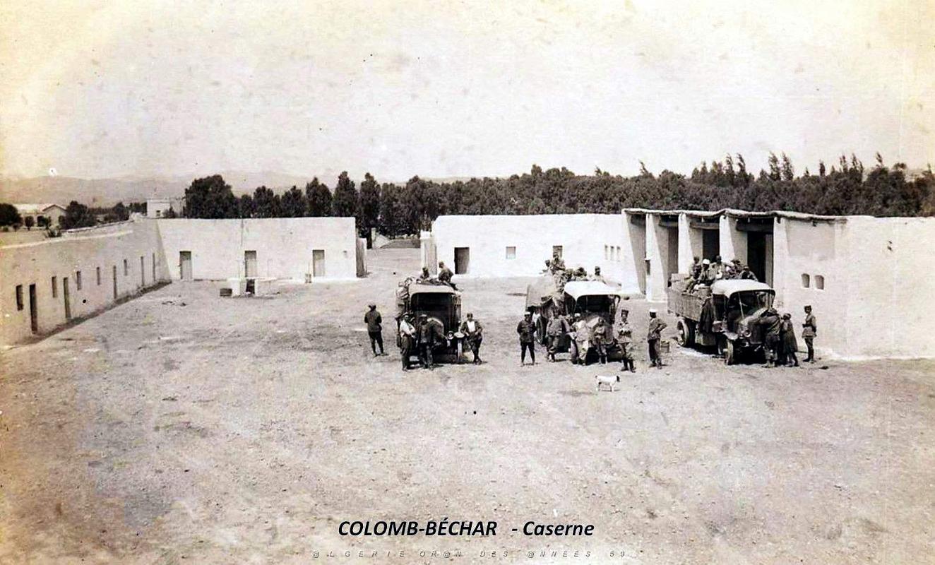 1338- Colomb-Bechar - Caserne.jpg